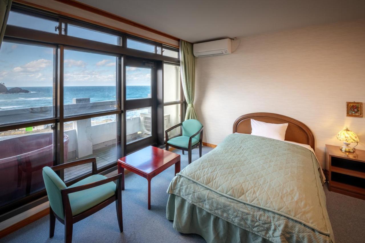 Hotel Sun Resort Shonai Tsuruoka Exterior photo